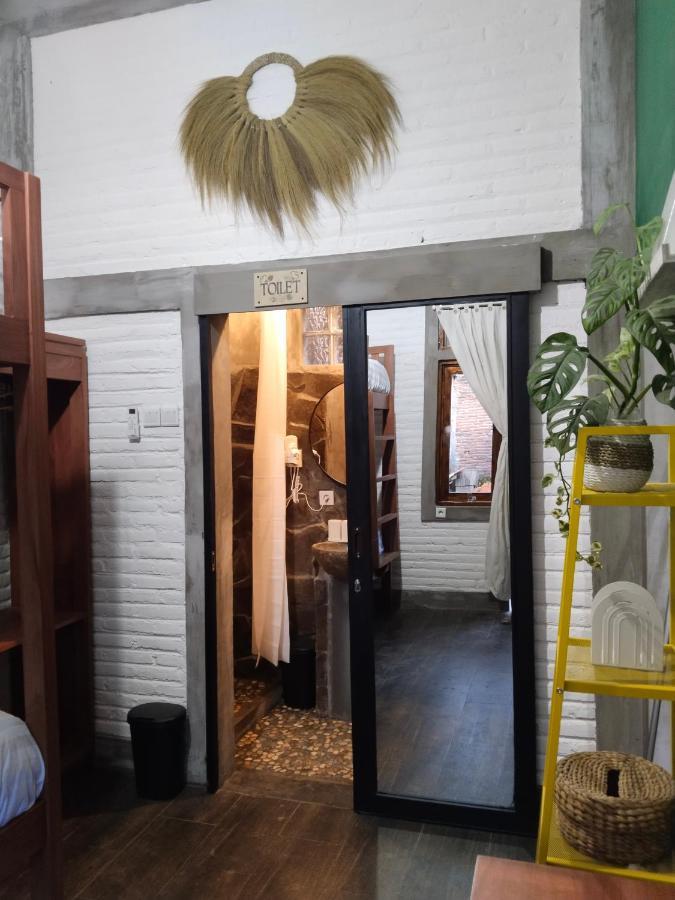 Inn House Homestay Dadapan Exterior foto